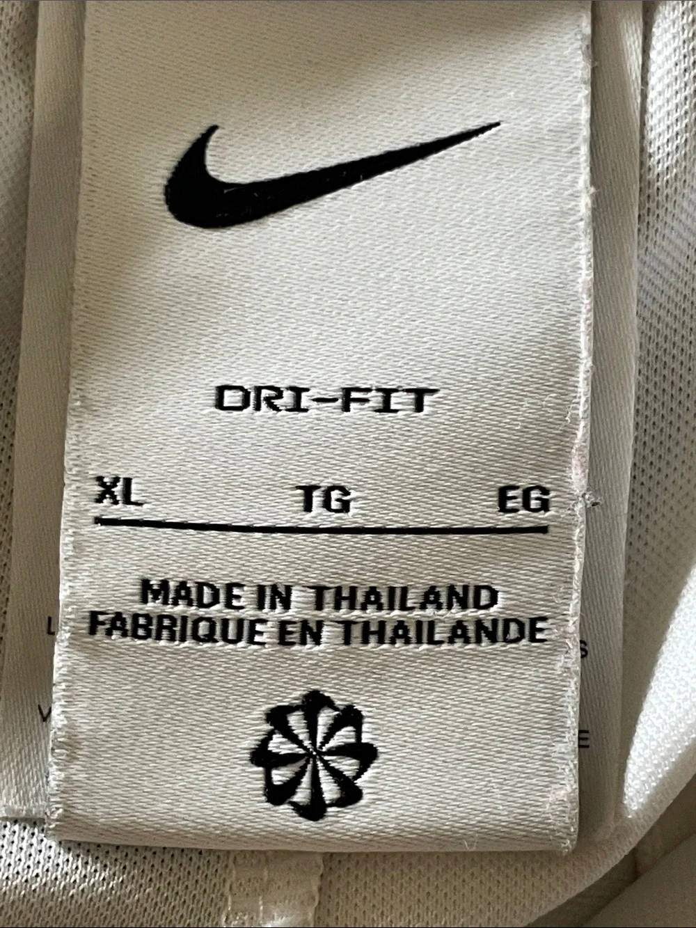 Nike women white